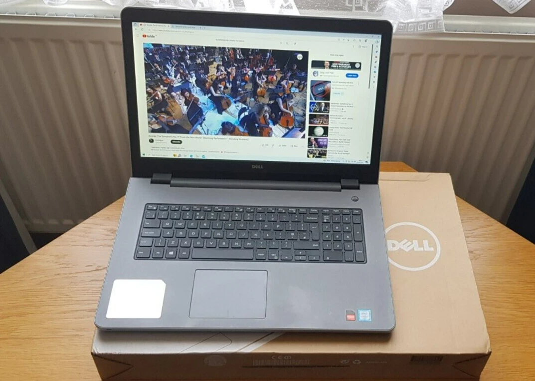 Dell Inspiron 5759 i7-6500u 8Gb SSD Radeon R5 M335 4Gb Win Home