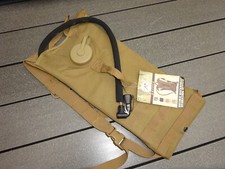 ROTHCO Trinksystem mit Blase, Hydration system  US Army, 3 Liter ; Coyote Neuw.