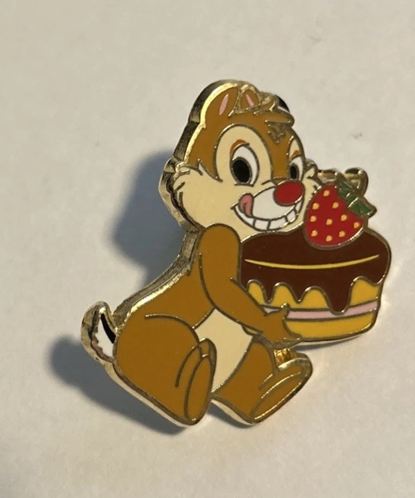 Disney Pin 185957 Dale Strawberry Cake SDR Shanghai