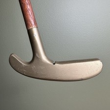 90  s Repro Hickory Shaft Putter Golf Putter Brass NOS Left or Right Handed 35  