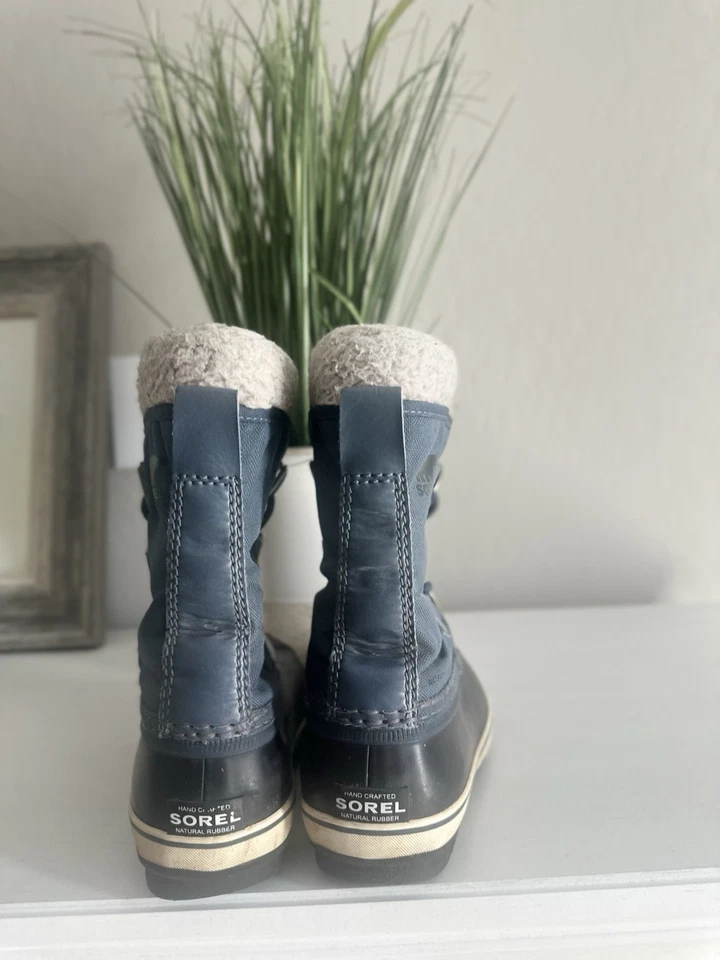 Bota de Nieve Sorel Yoot Pac Juvenil Impermeable Azul Marino, Talla 1 Foto 3 de 4