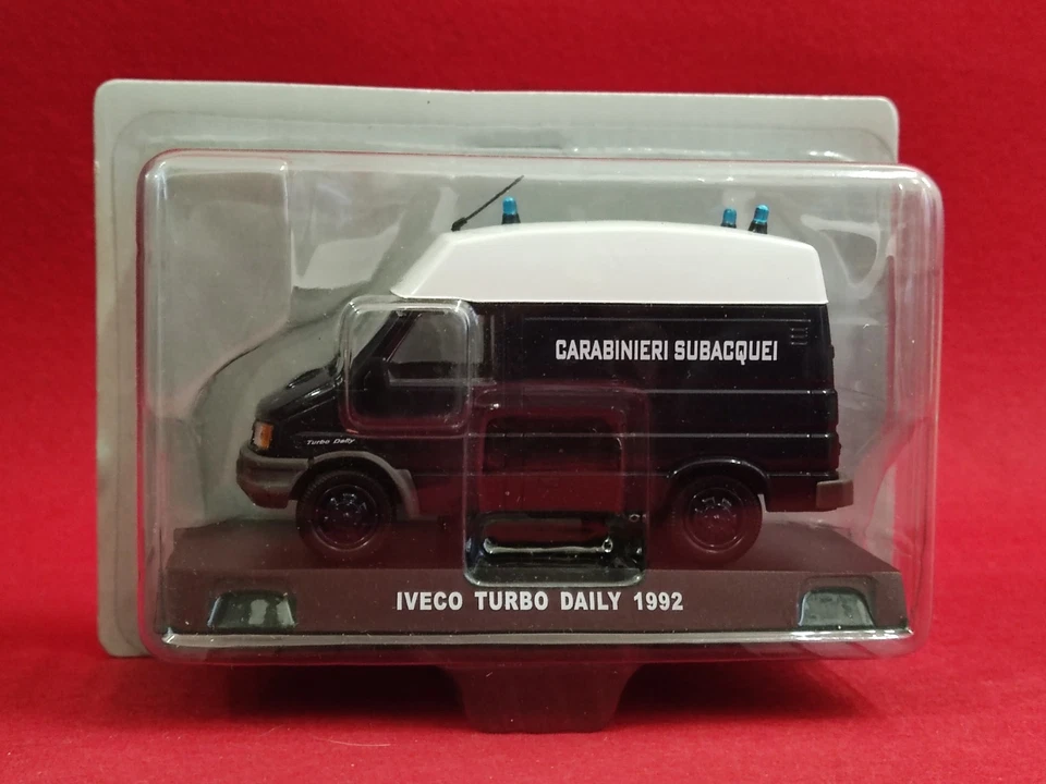 1/43 Modellino Collezione IVECO DAILY  CARABINIERI BLISTER SIGILLATO + FASCICOLO - Immagine 4 di 4
