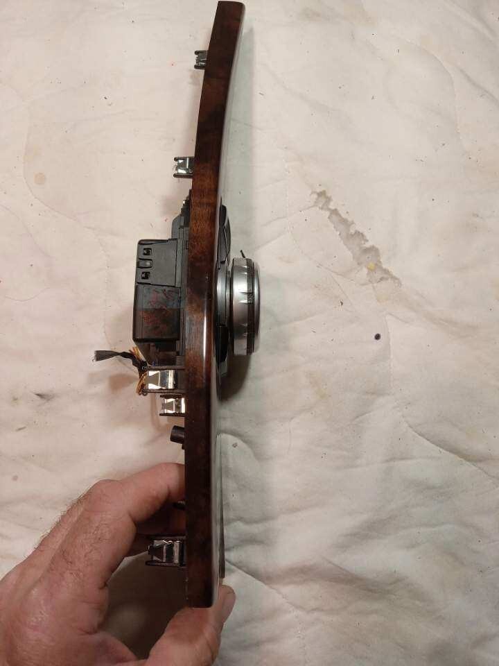 Picture 4 of 4