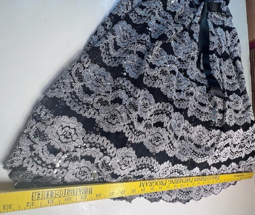 Cachet Cocktailkleid Größe 10 Fit N Flare schwarz n silber Pailletten verziert - Bild 5 von 14