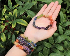 10 Pcs Stretch 7 Chakra Chip Gemstone Bracelet: Wholesale Bulk Lots 7.5"
