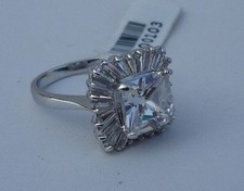 925 STERLING SILVER LADIES WEDDING RING SZ 5 - 9/STUNNING