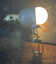 vintage Delta Rockwell Retirement industrial machine light with bulb