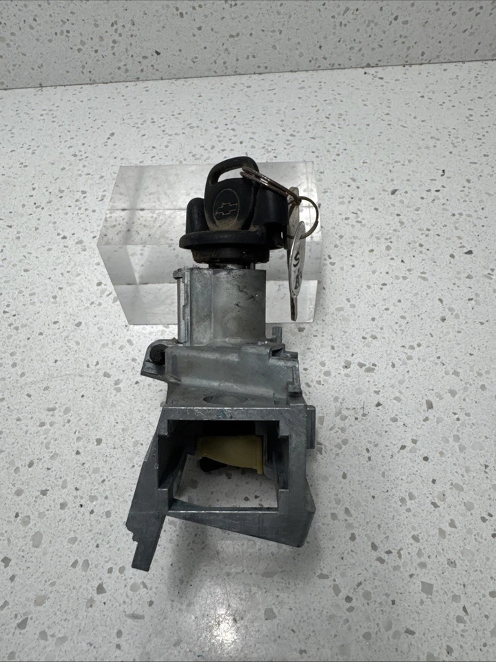 Chevrolet S Truck S10 2000 encendido con llaves 26070075 usado B471-16 Foto 4 de 4