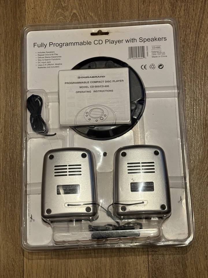Reproductor de CD portátil Durabrand CD-695 Walkman vintage con altavoces y auriculares Foto 2 de 4