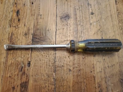 Stanley 100 Plus 1006 Flat Head Screwdriver 10  overall 5-3/4  shaft USA made