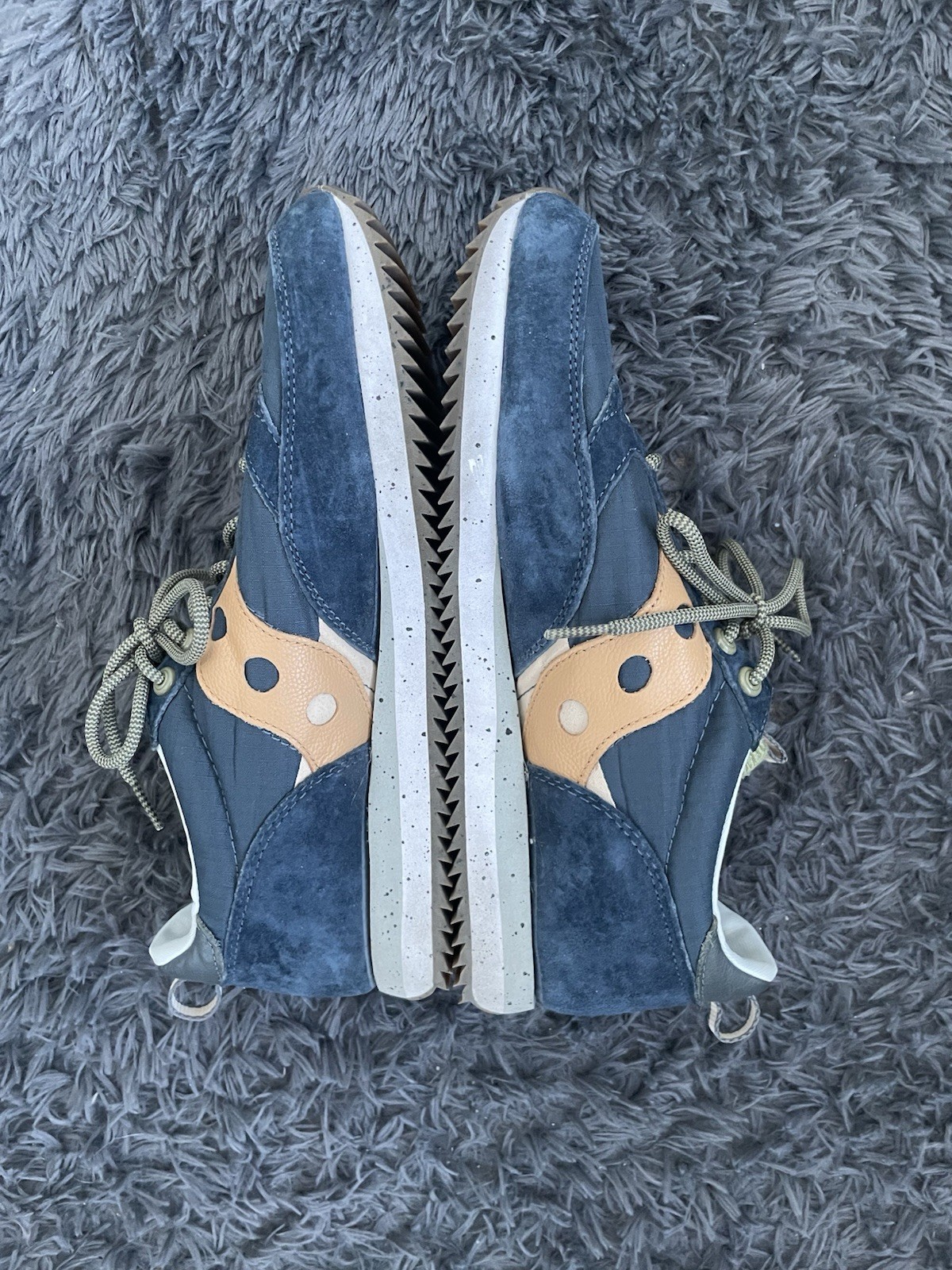 Men Size 11 Saucony Shoes Jazz 81 Peak Premium Navy Suede Accent S70675-2 thumbnail 3