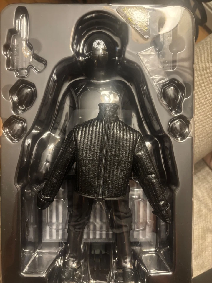 Hot Toys Death Star Gunner MMS413 1/6 Scale Figure Star Wars ANH W/ Antenna! - Image 3 of 4