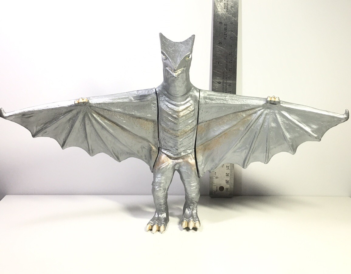 Vintage 2000 Japan Exclusive Space Gyaos Gamera Kaiju