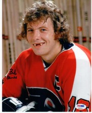 Bobby Clarke signed 8x10 Photo Flyers Toothless Grin Famous Photo PSA/DNA auto