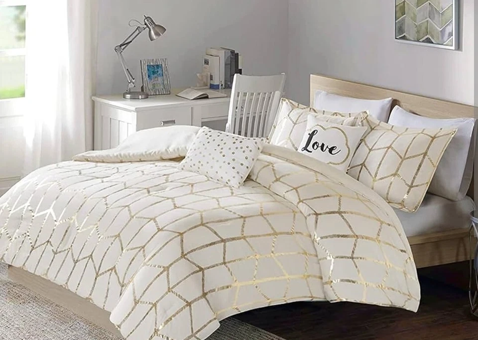 Intelligent Design Raina Khloe Metallic Printed Comforter Set Queen/Full 5 Pc - Image 2 of 4