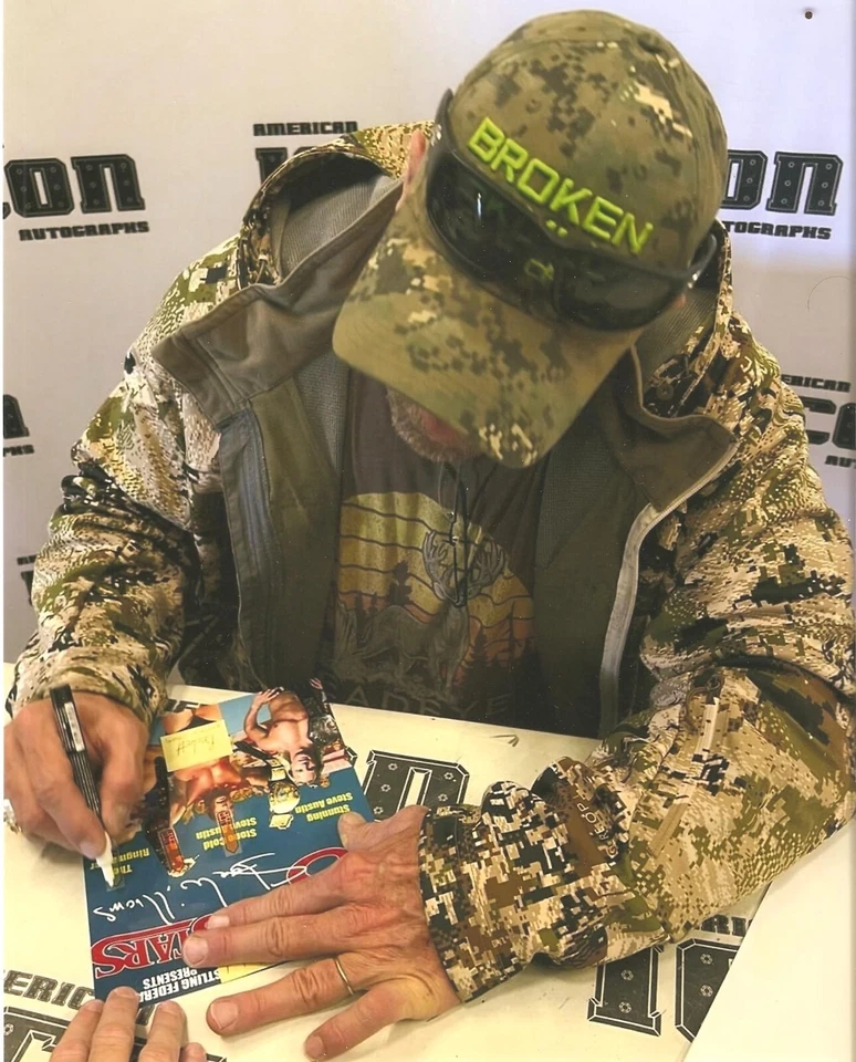 Stone Cold Steve Austin Nombre Real Autógrafo 8 x 10 Foto Beckett testigo Foto 2 de 2