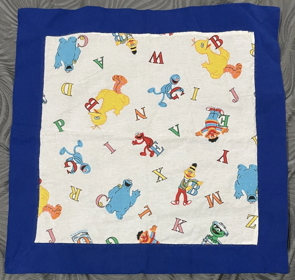 "Manta de seguridad para bebé vintage hecha a mano con estampado de alfabeto ABC Sesame Street azul 24""" Foto 2 de 4