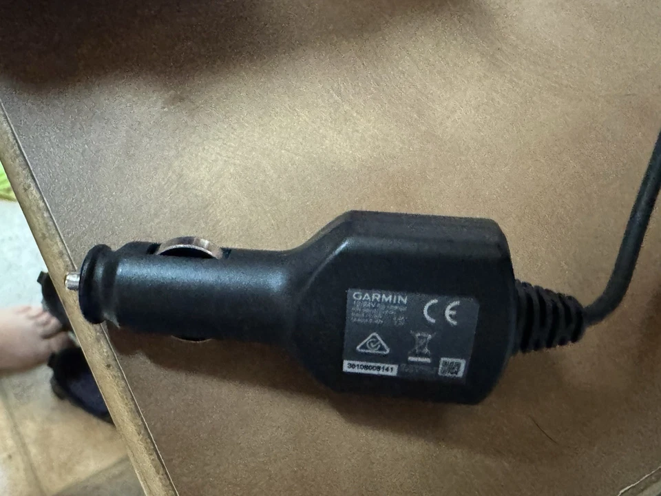 Garmin dezl OTR810 8" Truck GPS Navigation System - 010-02740-00 - Image 2 of 4