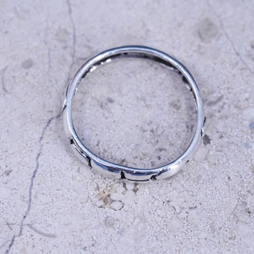 Size 8, vintage Sterling silver ring, southwestern textured 925 stackable band - Afbeelding 6 van 8