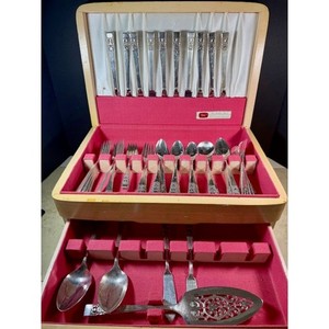 61 pc Community Coronation Grille Silverplate Flatware w/Chest