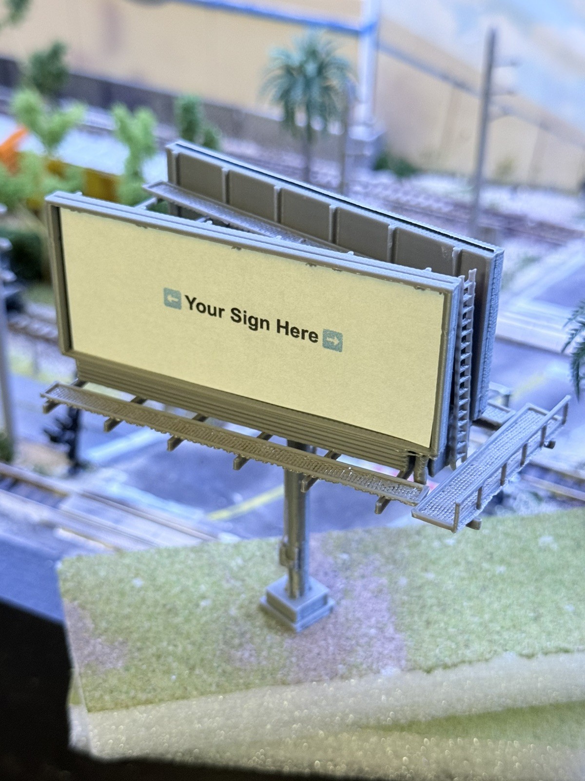 HO Scale Double-Sided, Center Pole Billboard for Model Train