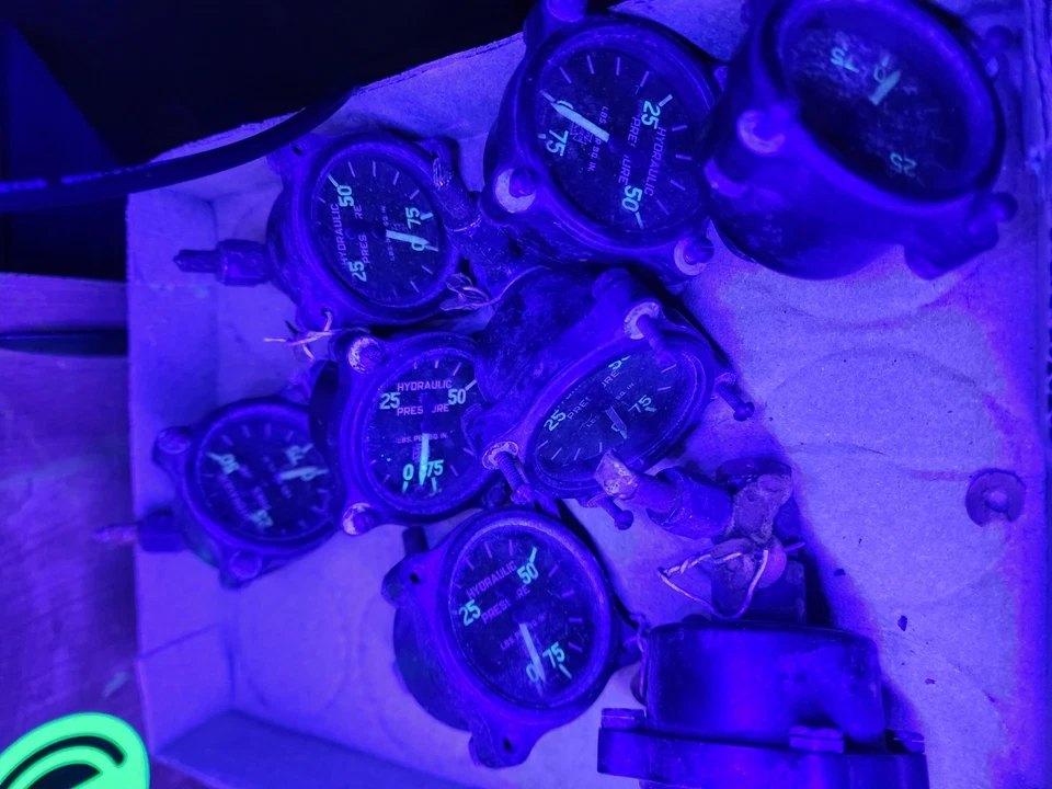 ​RARO DE COLECCIÓN Medidor de avión con esfera de radio de la Segunda Guerra Mundial - PRESIÓN HIDRÁULICA - B-17 Warbird Foto 3 de 4