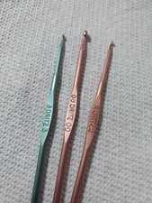 Dritz Crochet Hooks Metal Pastel SIZES 00, 3, 5