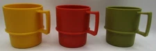 VTG - Tupperware 1312 10-12 Stackable Coffee Mugs Cups Set Of 3 Harvest Colors