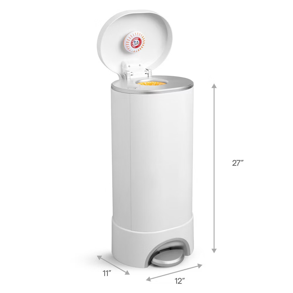 Munchkin STEP Diaper Pail, Powered by Arm & Hammer