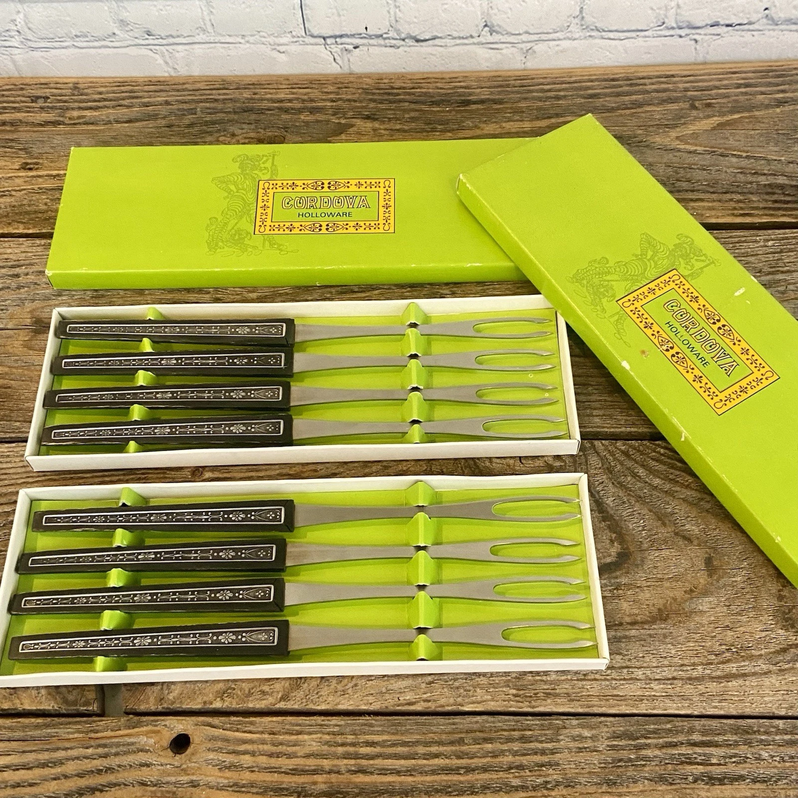 Vintage Cordova Holloware Stainless Fondue Fork Set Japan- Two Complete sets
Opens in a new window o