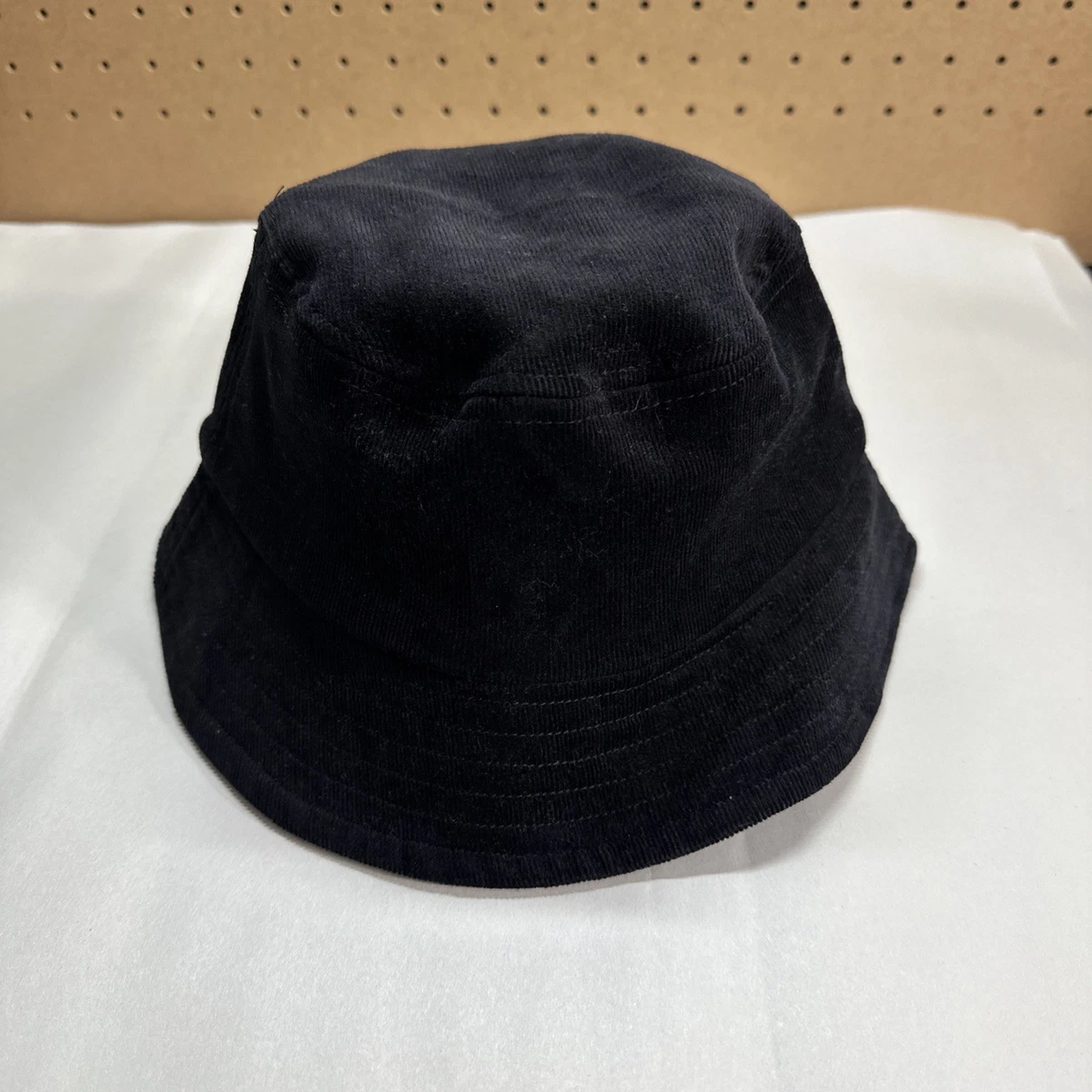 Brandy Melville Black Big Floppy Wool Hat Luxury Divas Burgundy Wide Brimmed Wool Floppy Hat Black at  main image 3