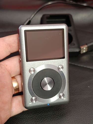 FiiO X3 2nd Gen Generation Portable Resolution Music Player SD 32 GB - Tested OK - Picture 2 of 11