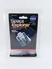 Space Explorer NASA Hubble Telescope Spacecraft Satellite Replica New Read