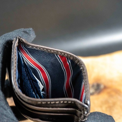 Portafoglio da uomo Tommy Hilfiger in pelle porta carte marrone - Foto 2 di 6