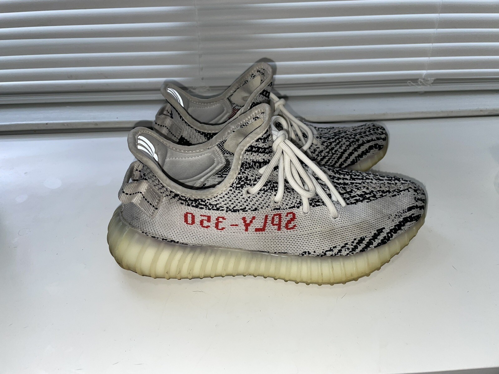 adidas Yeezy Boost 350 V2 Zebra 