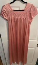 VTG Vanity Fair USA Nylon Long Nightgown PINK Floral Embroidery Size M