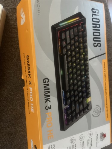 Glorious GMMK 3 PRO HE 75% Wireless Gaming Keyboard Silver - Picture 4 of 6