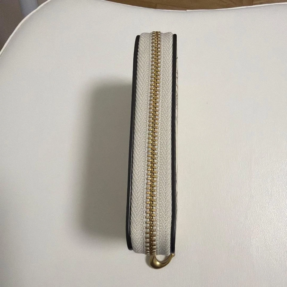 Estuche para tarjetas de cuero Coach Peanuts Snoopy tiza Foto 3 de 3