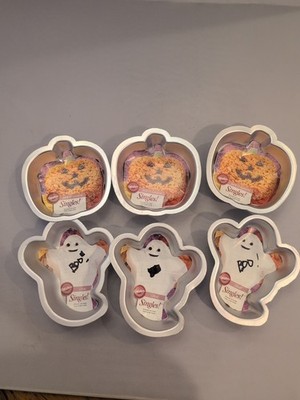 6 NEW Wilton Singles Ghost & Jack-O-Lantern Halloween Pumpkin Mini Baking Pans