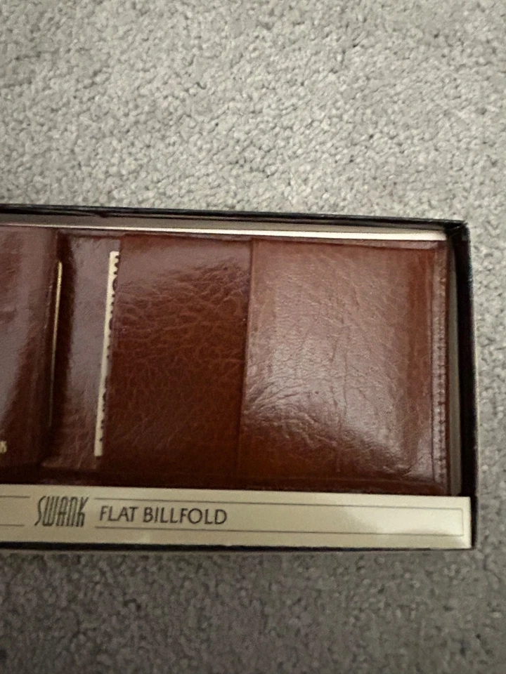 Cartera de cuero vintage NUEVA EN CAJA SWANK para hombre, billetera de pasaporte, marrón Foto 3 de 4