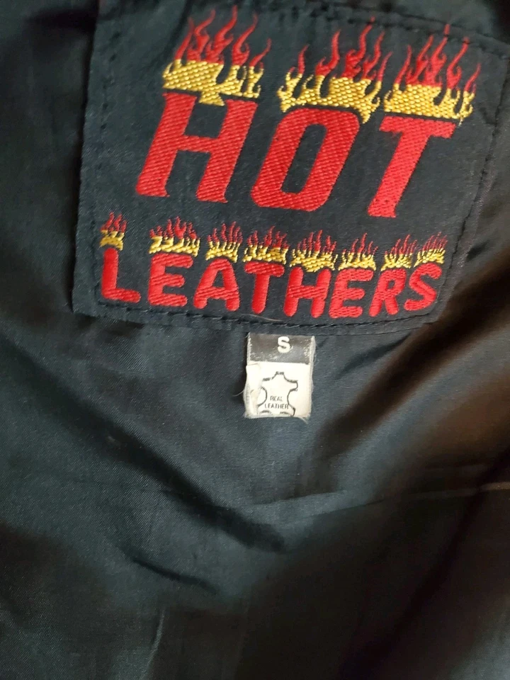 МОТОЦИКЛЕТНЫЙ ЖИЛЕТ ИЗ КОЖИ И ЗАМШИ - Изображение 4 из 4