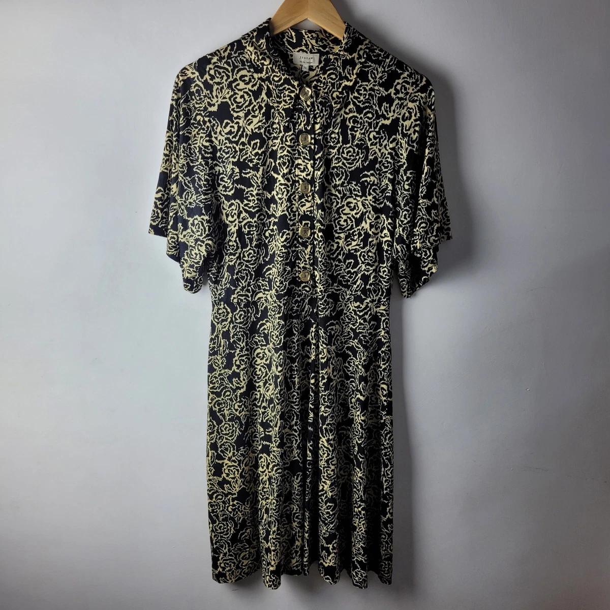 knee length dresses for ladies Abstract Sleeveless Dress