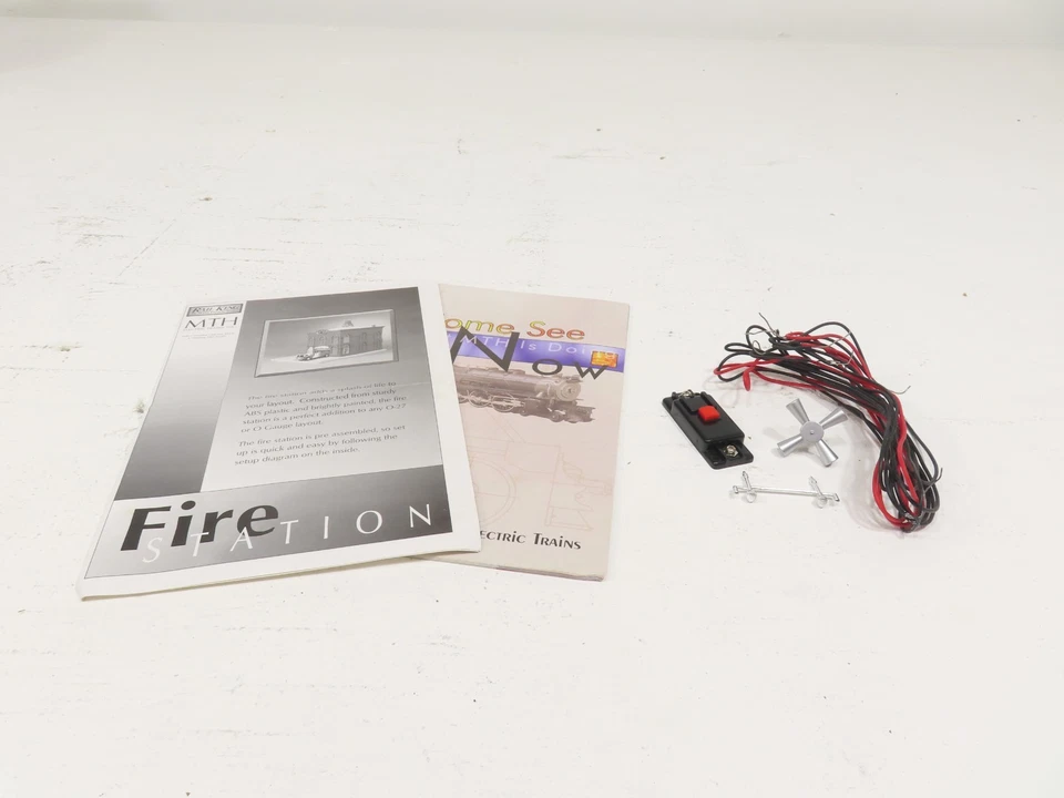 MTH 30-9102 Operating Fire House LN - Image 4 of 4