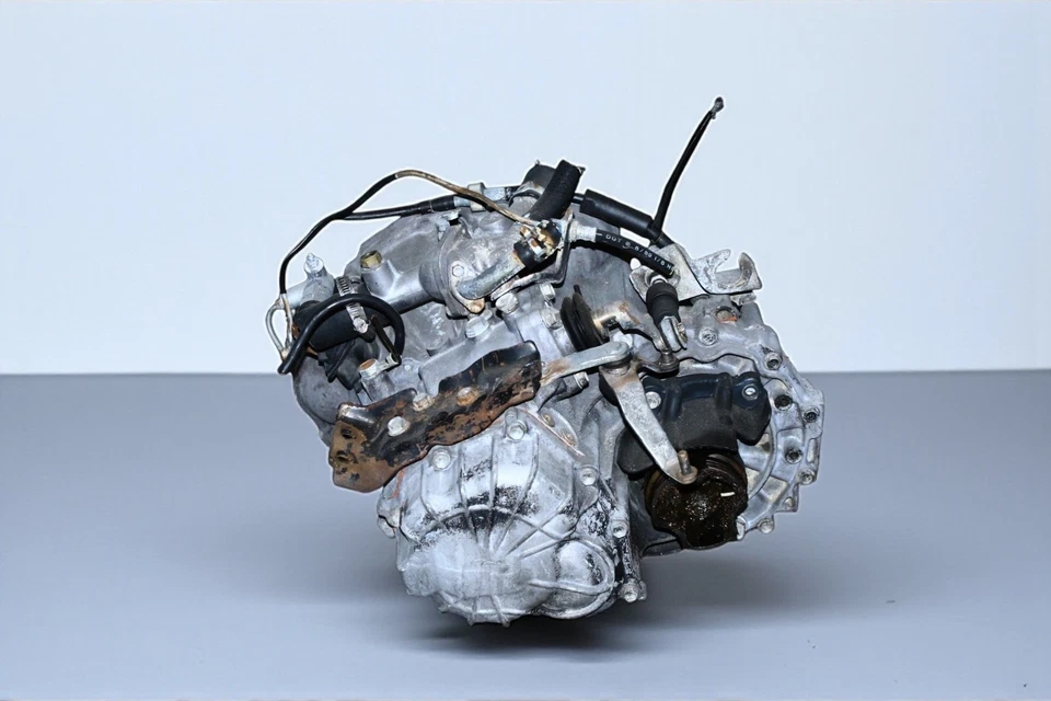 Transmisión manual de 5 velocidades JDM Toyota 4AGE Blacktop 20 válvulas AE111 Levin tracción delantera Foto 2 de 4