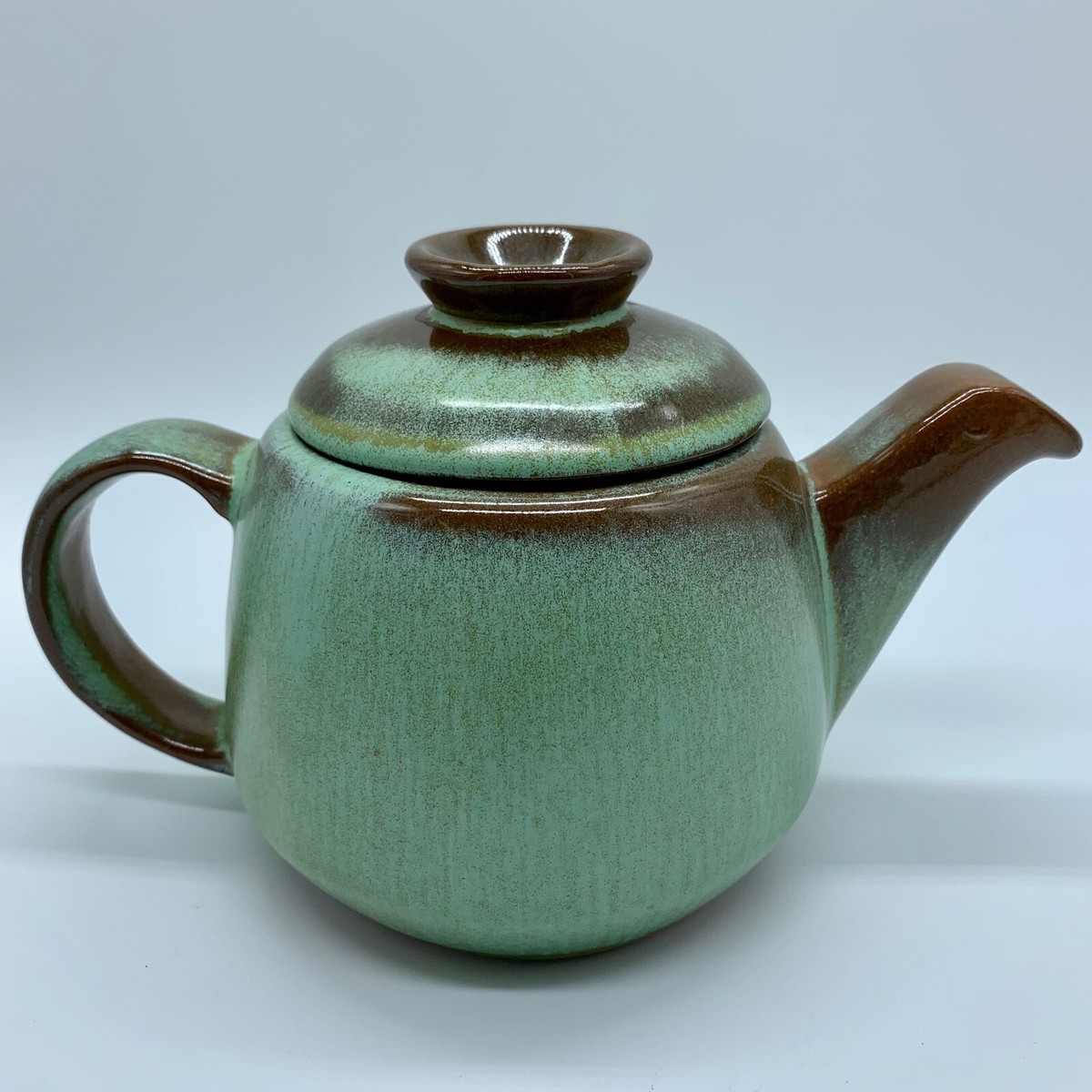 Frankoma Green Teapot In Frankoma & Gracetone Art Pottery  Frankoma Green and Brown Teapot Set display picture 1