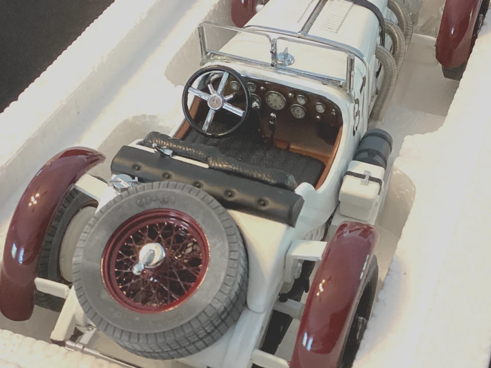 Paul’s Model Art Mercedes Benz SSKL 1931 carro de corrida escala 1:24 Inv.# 1243 S3-3 - Imagem 3 de 4