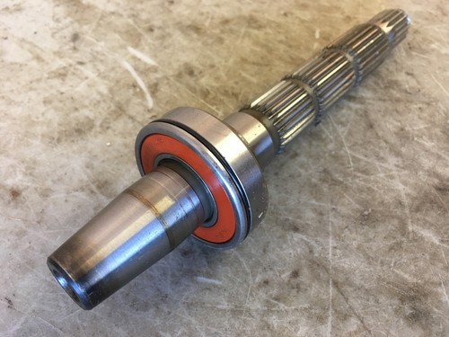 1986 YAMAHA FZ600 STARTER GEAR SHAFT - Picture 2 of 4