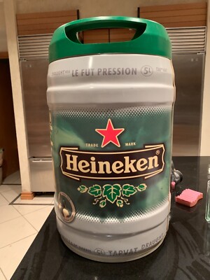 Heineken barrel 2 feet tall Breweria