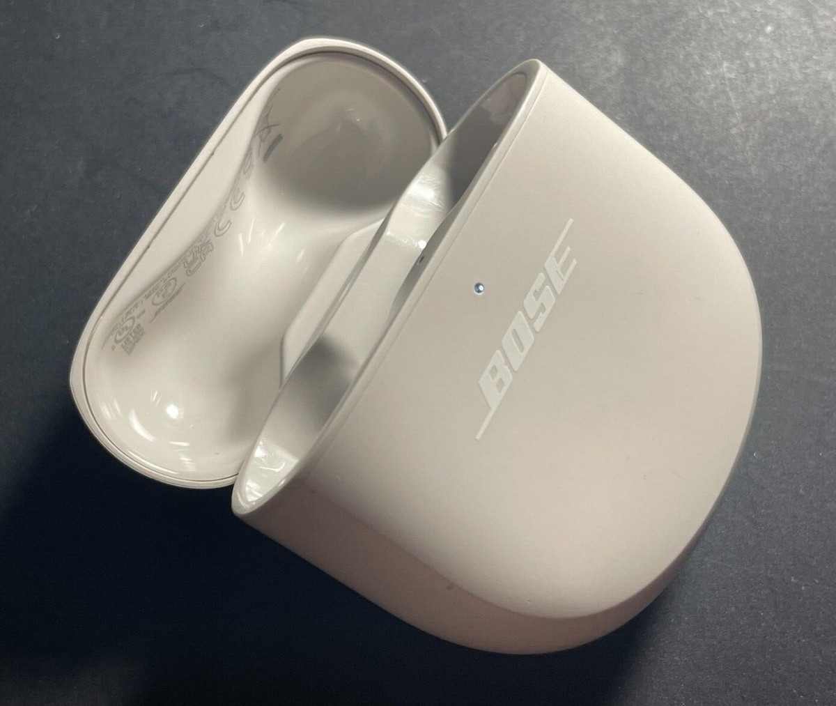 Original Bose QuietComfort Earbuds II Charging Case / Left