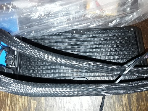 Fractal Design Celsius+ S24 Prisma - All-in-One-Flüssigkeitskühler - Picture 10 of 13